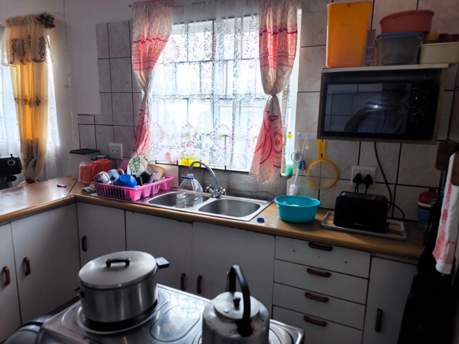 3 Bedroom Property for Sale in Lavender Hill Western Cape